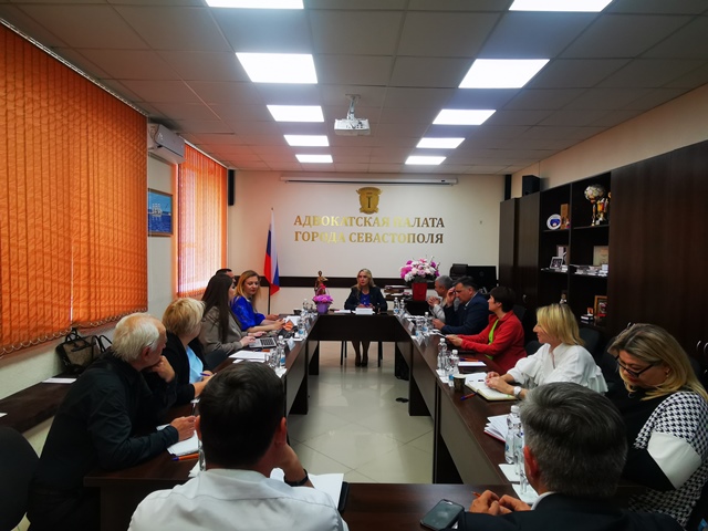 В Адвокатской палате города Севастополя прошли весенние адвокатские дискуссии 2026 года